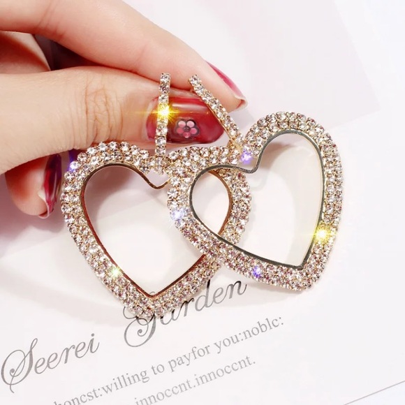 Jewelry - Gold Tone Crystals Heart Earrings